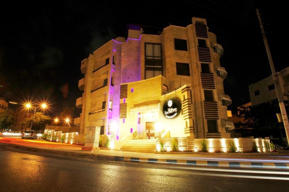 Nadine Hotel Suites Amã Exterior foto